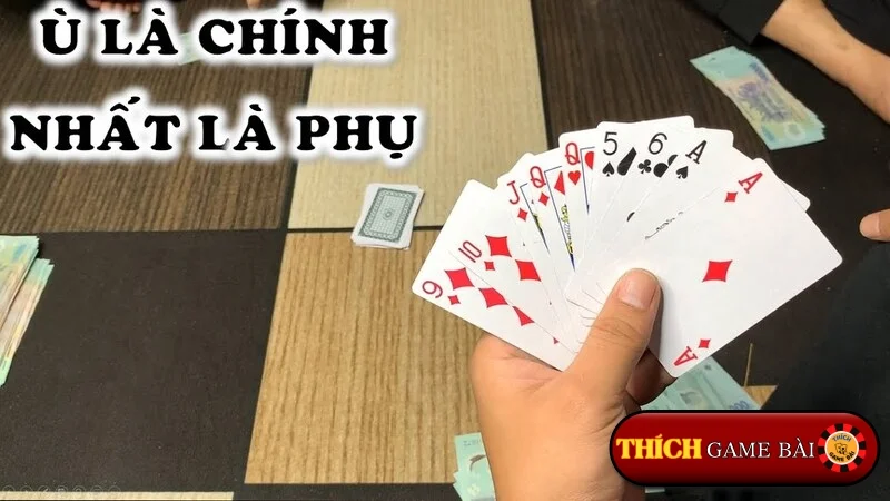thich game bai huong da choi phom ta la 008